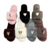 Wholesale heart-shaped trendy -style high-end spring/summer women's fluffy slippers, factory wholesale and direct sales.