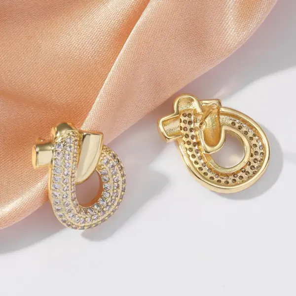 Wholesale 1 Pair Simple Style Geometric Plating Copper Earrings