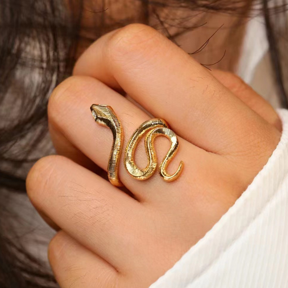 Wholesale European and American Gold-Plated Textured Snake Ring, Mid-Century Style, Retro Winding Snake-Shaped Micro-Embedded Opening, Adjustable Ring