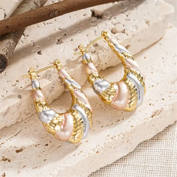 Wholesale Three-dimensional Geometric Earrings For Women In Copper With KC Golden Plated Water Plating And 0.03µm Thickness