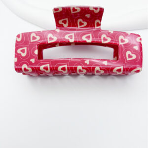 Hollow love heart
