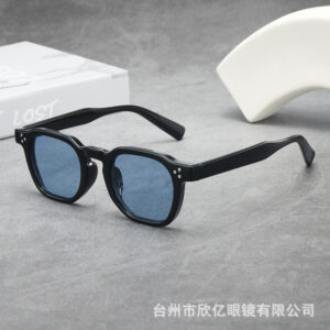 Black frame blue film
