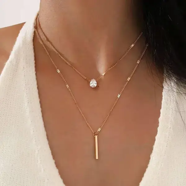 Wholesale Jewelry Simple Style Solid Color 304 Stainless Steel Artificial Rhinestones 18K Gold Plated PVD Coated Plating Necklace