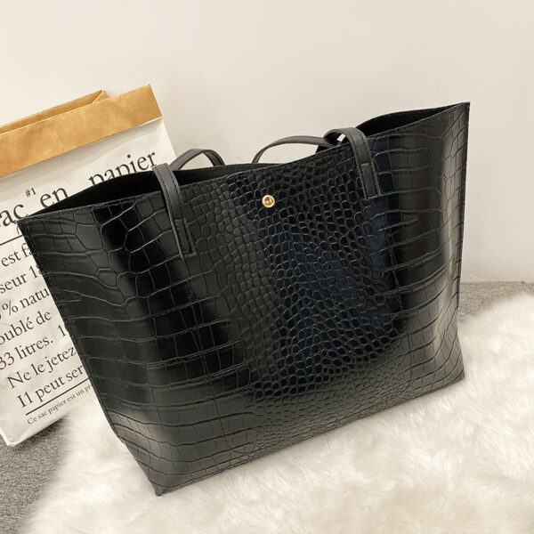 Wholesale Tote bag with crocodile pattern, large capacity women's bag