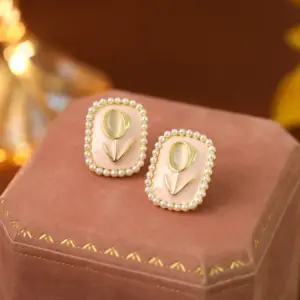 14K Gold + Light / Pink