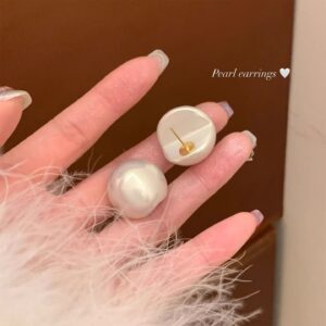 A2790 champagne-french elegance pearl earrings for women