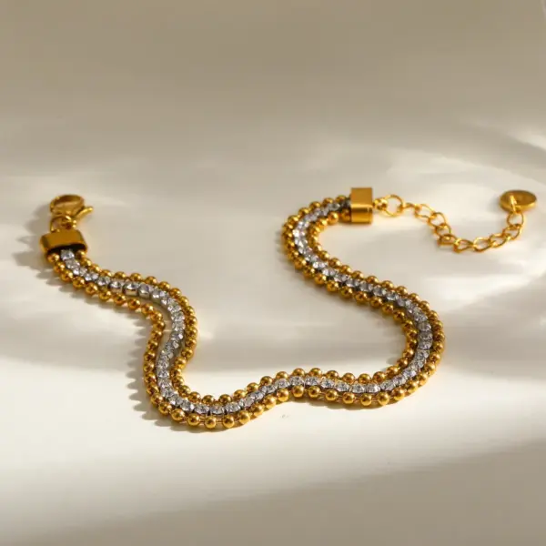Wholesale PVD Coated Real Gold Plated 16K White Plating Geometric 304 Stainless Steel Casual Simple Style Waterproof Non Tarnish Bracelets