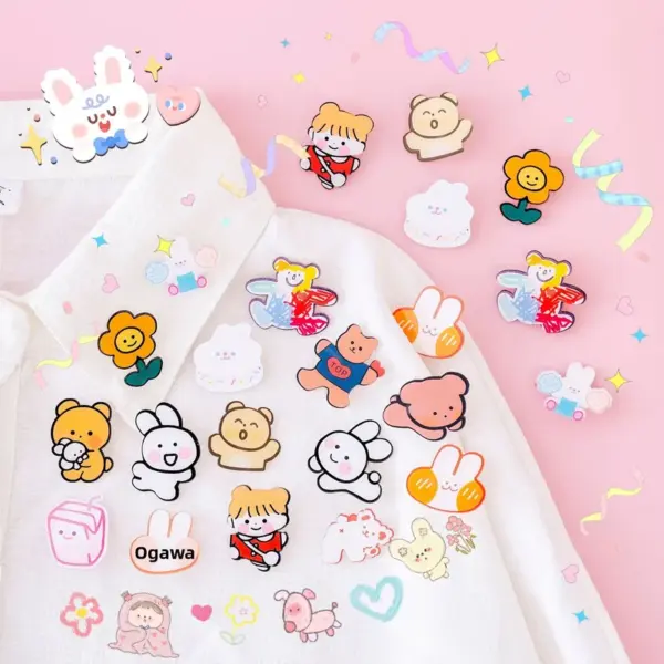 Wholesale Girl Bag Accessories Clothing Pendant Badge Pin Multi-color Animal Cartoon Character Acrylic Brooch