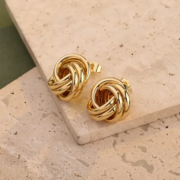 Wholesale Ion Plating (IP) Real Gold Plated 18K Gold Circular Triangle Lines 201 Stainless Steel Casual Elegant Waterproof Non Tarnish Earrings