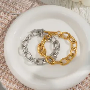 Wholesale PVD Coated Real Gold Plated 18K Gold Solid Color 304 Stainless Steel Sweet Waterproof Non Tarnish 304 Stainless Steel OT Clasp Toggle Clasp Closure Bracelets