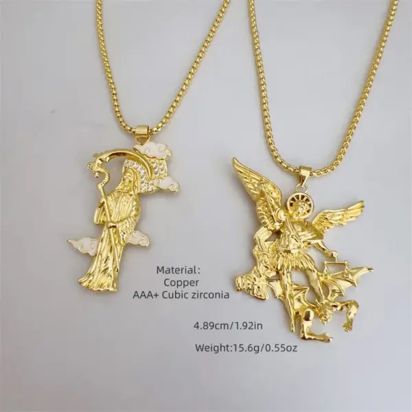 Wholesale Waterproof Non Tarnish Skull Pendant Necklace For Women In 18K Gold Plated Copper With Zircon Inlay And Snake Chain