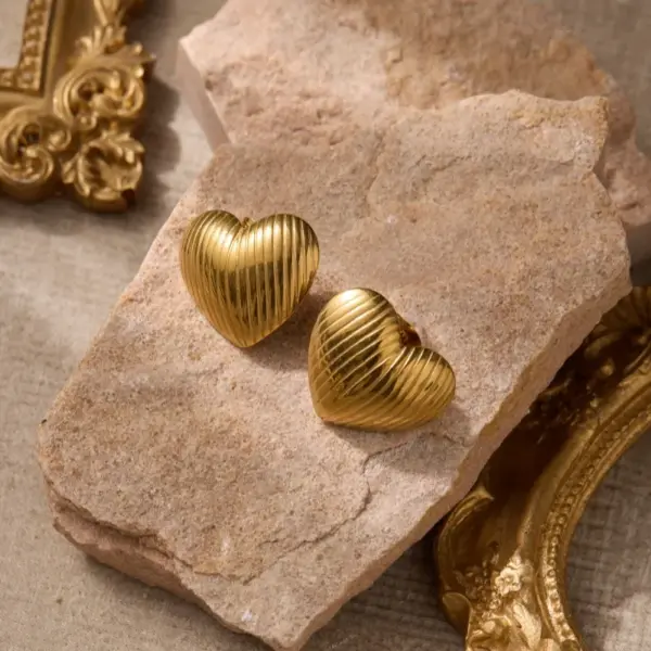 oly-2c84af066c02c8c6f42a02dd7601ebf4 Wholesale Heart Shape Earrings In 316 Stainless Steel With 18K Real Gold Plating, Featuring 304 Stainless Steel Posts, Unisex Design