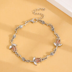 White k pink 0387