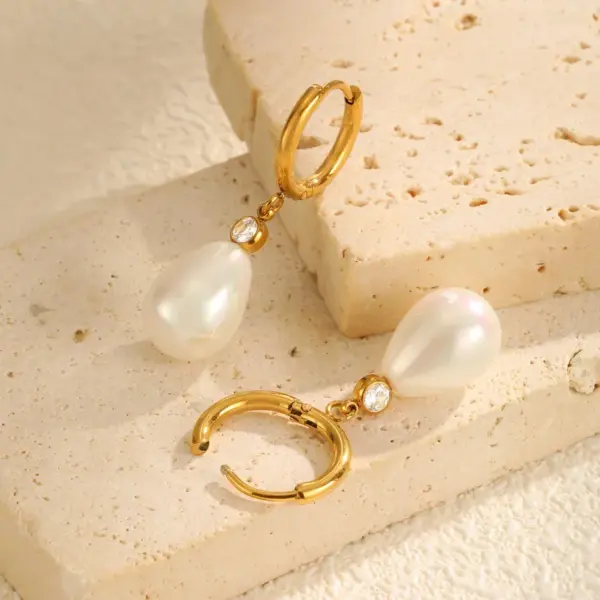 Wholesale PVD Coated Real Gold Plated 18K Gold Round 201 Stainless Steel Baroque Style Shiny Waterproof Non Tarnish Drop Earrings