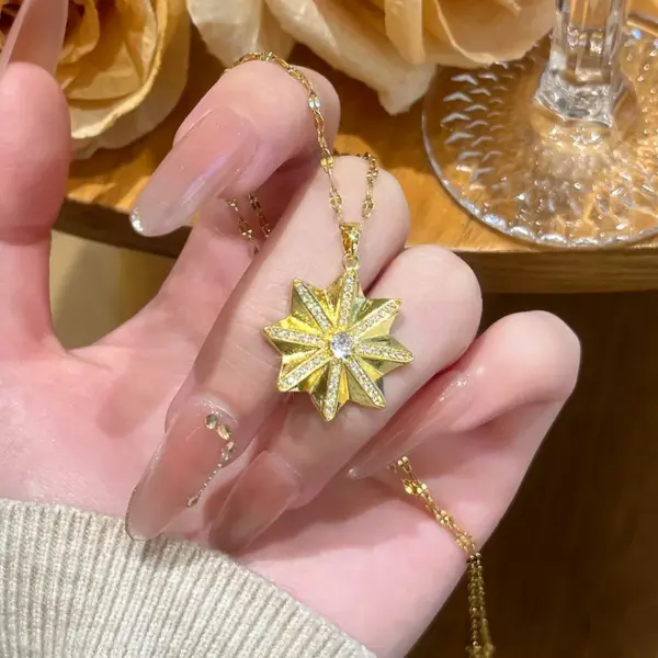 Wholesale Starburst Necklace For Women, Golden Plated 304 Stainless Steel With Zircon Inlay And Cable Chain