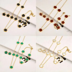 Wholesale Electroplated stainless steel lucky five-leaf clover petal earrings, bracelet, and necklace set