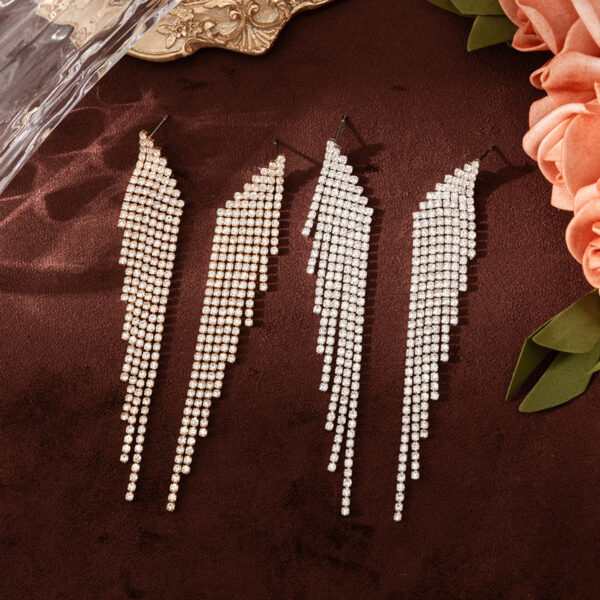 oly-2f1d9c96a8aa68cf2d75748b3a694b8c Wholesale Fashion Diamond-encrusted Women's Earrings Valentine's Day for Girlfriend Light Luxury High-end Earrings