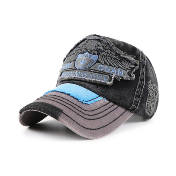 Wholesale Factory Direct Sales Fashion Baseball Caps Embroidered Washed and Distressed Hats Sunshade and Sunproof Peaked Caps for Men and Women in Autumn