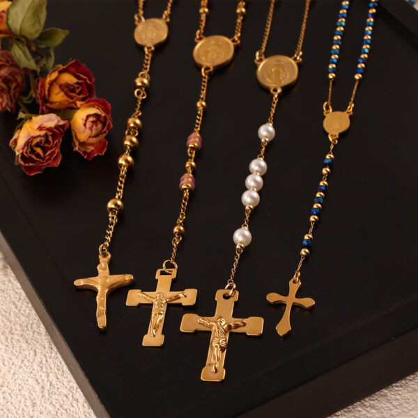 Wholesale British Style Niche Retro Rosary Cross Design Sense Figure Round Brand Pendant Design Sense Light Luxury Titanium Steel Necklace