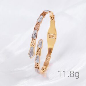 Hollow glued diamond bone snake d3117