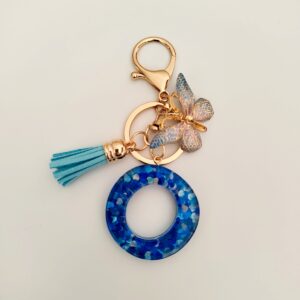 Blue letter keychain pendant/O