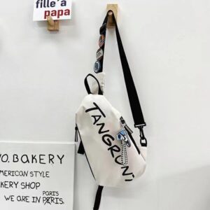 9369 White [three-color badge + card shoe pendant]]