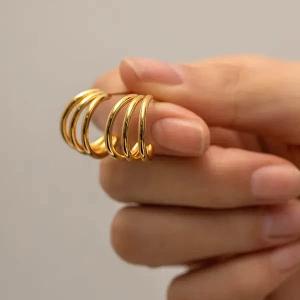 Wholesale PVD Coated Real Gold Plated C Shape 304 Stainless Steel Fashion Waterproof Non Tarnish Ear Studs