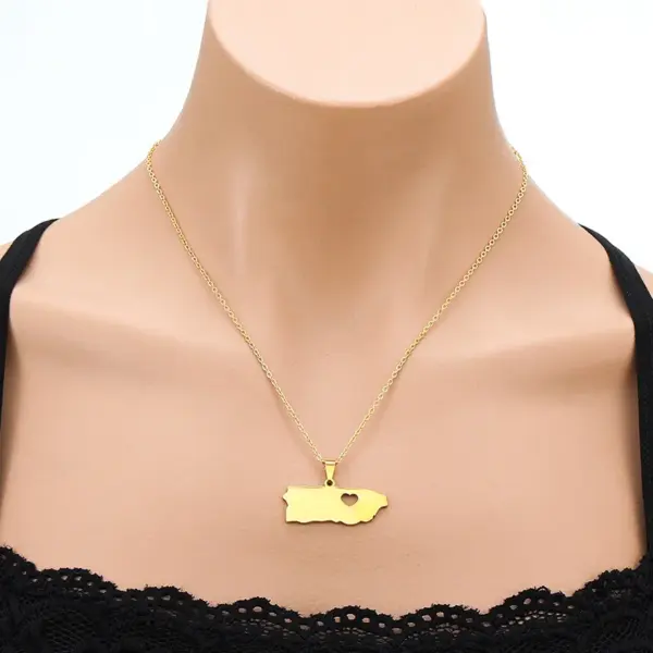 Wholesale Water Plating 18K Gold Plated Map Heart Shape 201 Stainless Steel Modern Style Simple Style 304 Stainless Steel Pendant Necklace Long Necklace