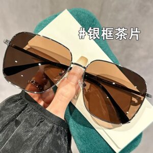 Wholesale Advanced Sense Large Frame Sunglasses for Men and Women Polarized Driving Sunglasses Anti-UV Tea Glasses (with Myopia)