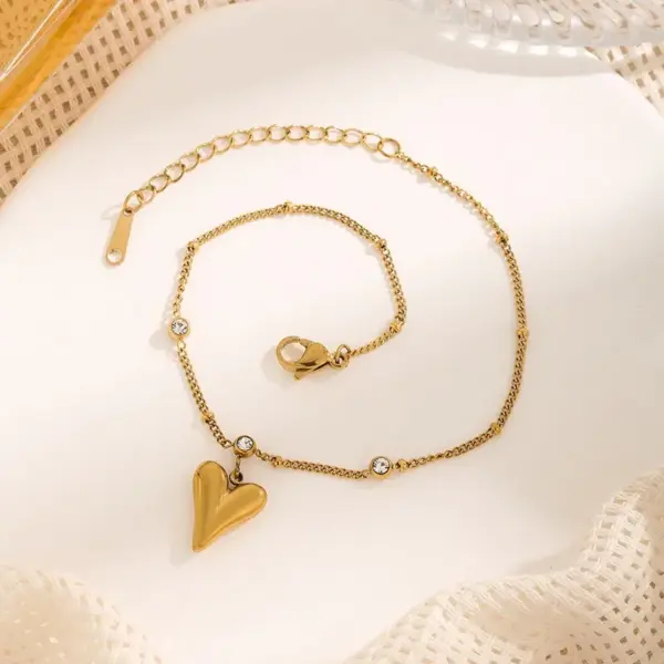 Wholesale Stainless Steel Princess Style Simple Heart-Shaped Anklet Suitable For Women To Wear Daily, At Weddings, Or During Stage Performances