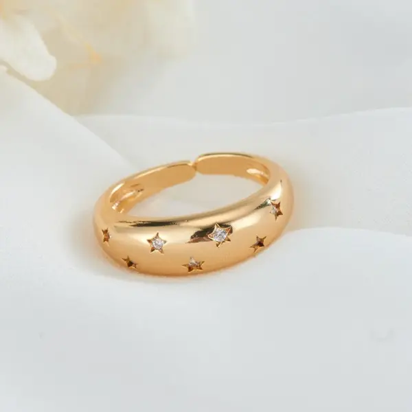 Wholesale Women’s Open Star Ring With Bezel Setting, Electroplated Copper Featuring 14K Real Gold Plating And Zircon Inlay