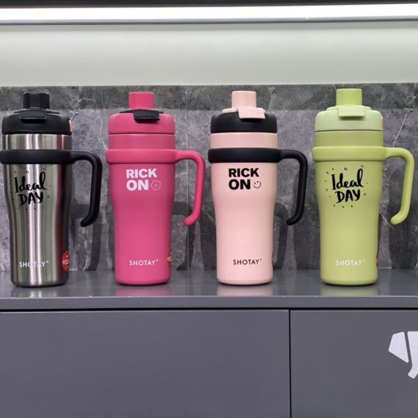 Wholesale  Mac Insulation Ice Cup Straw Cup Large Capacity Car Cup Home Office Handle Water Cup