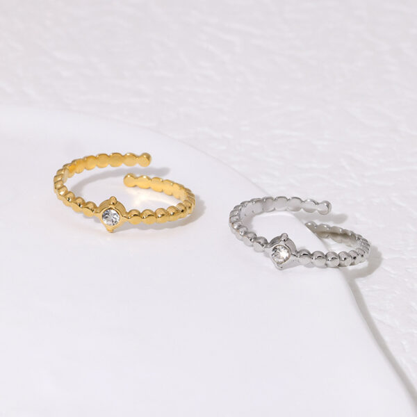 oly-31eb7d90b7dbf031506d8090709520d7 Wholesale Stainless steel ring with open design that won't fade; titanium steel ring.