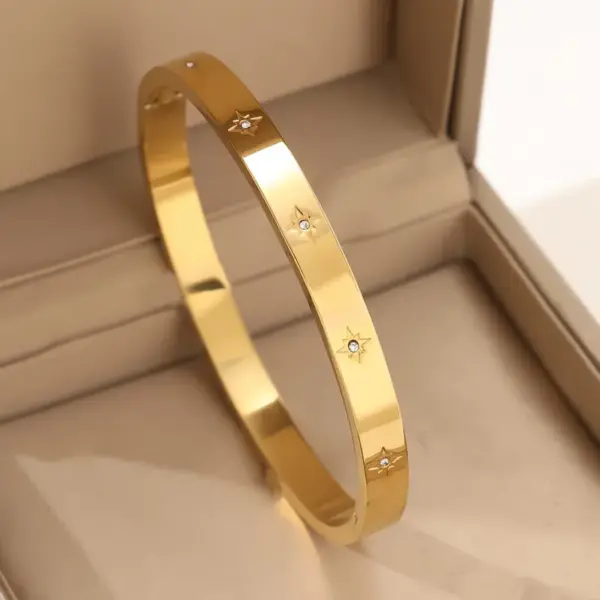 Wholesale Fashionable Luxury Single Bracelet Star/ Knot Design Suitable For Ladies Daily Party Shopping Or Casual Wear Elegant Vintage New Design Gold Plated Stainless Steel Glass