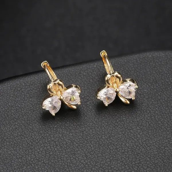Wholesale Flowers Stud Earrings For Women With Copper Posts, Electroplated And 14K Real Gold Plated Featuring Zircon Inlay