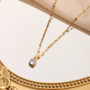 Wholesale Starlight Four Claw Single Diamond Necklace Women's Fashion Simple Small Design High-End Clavicle Chain Titanium Steel