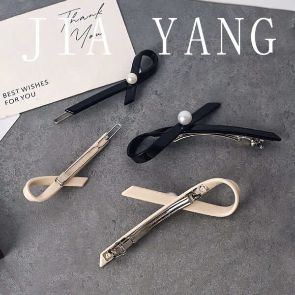 Wholesale France Alexandria Elegant Bow Classic Light Luxury All-match Bangs Clip Cute Broken Hair Side Clip for Women