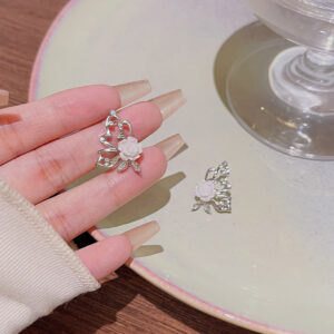 E0309 Silver Needle