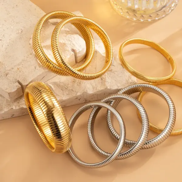 Wholesale Round Solid Color 304 Stainless Steel Modern Style Simple Style Classic Style Titanium Steel Bangle