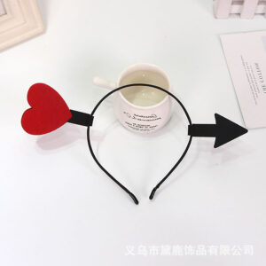 0065B One Arrow Piercing Heart Hair Hoop
