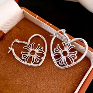 Earrings - Silver - Cross (Real Gold Plating)