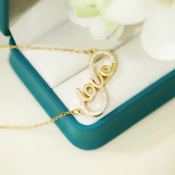 Wholesale Jewelry Simple Style Classic Style Love Infinity 304 Stainless Steel Copper Zircon 18K Gold Plated Pendant Necklace Cable Chain