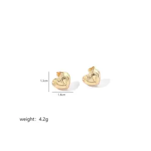 Gold / Love heart stud earrings