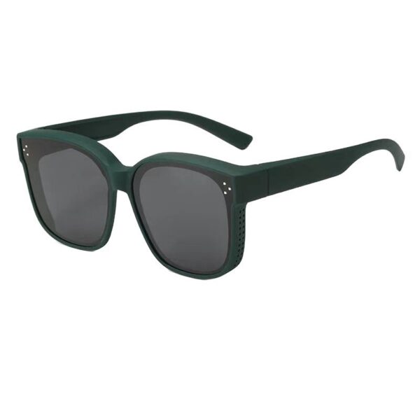 Wholesale Set of glasses polarized sunglasses for men and women can be set of myopia glasses one glasses two-use driving fashion trendy sunglasses summer sun protection