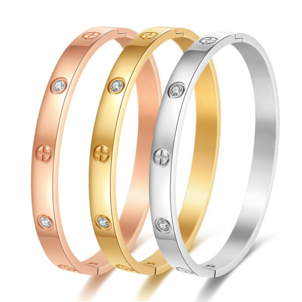 oly-33f891abb0354e0c95d94052fe407831 Wholesale Stainless steel non-fading jewelry, gold-plated cross titanium steel bracelet