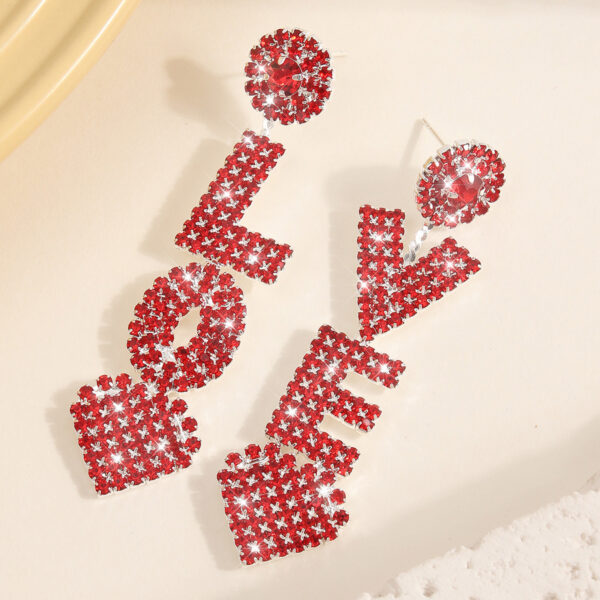 Wholesale  States decorative personality flash diamond love earrings versatile fashion design sense earrings earrings Valentine's Day jewelry