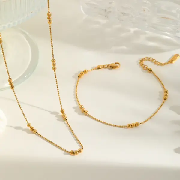 Wholesale PVD Coated Real Gold Plated 18K Gold Solid Color 304 Stainless Steel IG Style Simple Style Waterproof Non Tarnish 304 Stainless Steel Necklace