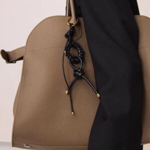 Wholesale selling high-end all-match jewelry pendant trend woven bag mobile phone case key chain pendant