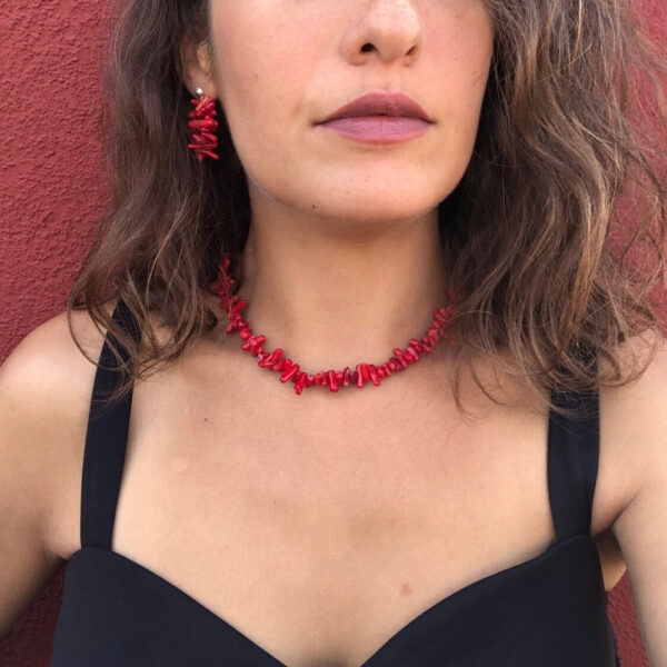 oly-3529f281f8ef28d64ed335859f789d06 Wholesale Summer Beach Style Colorful Crystal Gravel Necklace Women's Jewelry Irregular Semi-Precious Stone Beaded Clavicle Chain