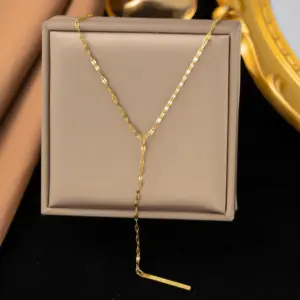 35 [Ah1028] Lips Long Necklace / Gold